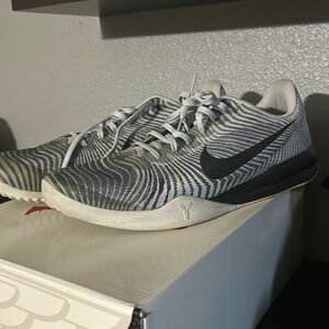 Men’s Nike Kobe Sneakers